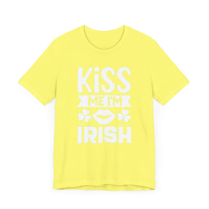 Unisex Shirt "kissmeimirish3"