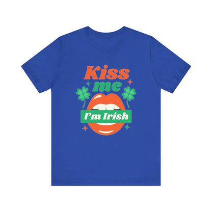 Unisex Shirt "kissmeimirish2"