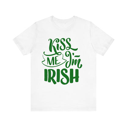 Unisex Shirt "kissmeimirish5"