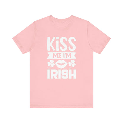 Unisex Shirt "kissmeimirish3"