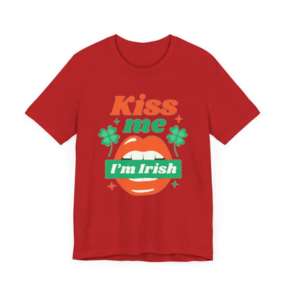 Unisex Shirt "kissmeimirish2"