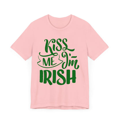 Unisex Shirt "kissmeimirish5"