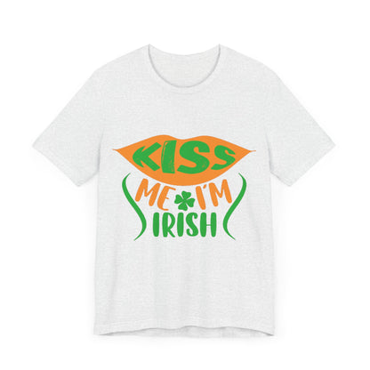 Unisex Shirt "kissmeimirish4"