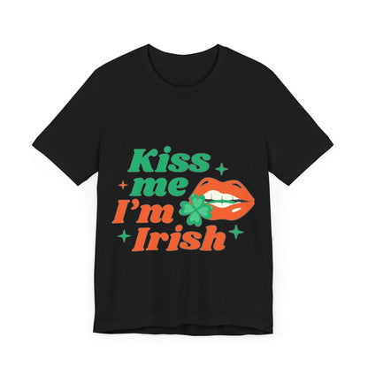 Unisex Shirt "kissmeimirish1"