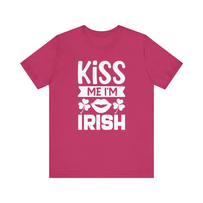 Unisex Shirt "kissmeimirish3"