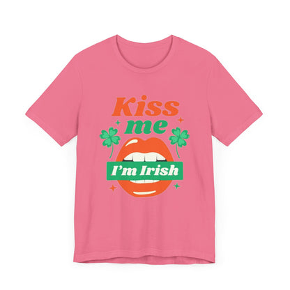 Unisex Shirt "kissmeimirish2"