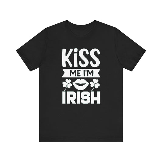 Unisex Shirt "kissmeimirish3"