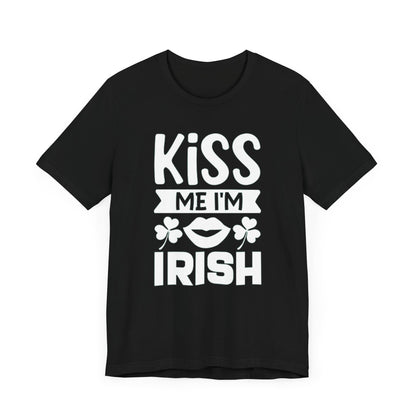 Unisex Shirt "kissmeimirish3"