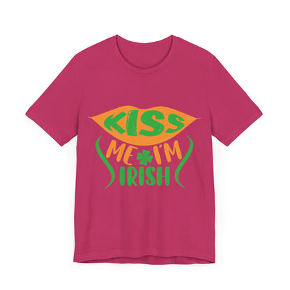 Unisex Shirt "kissmeimirish4"